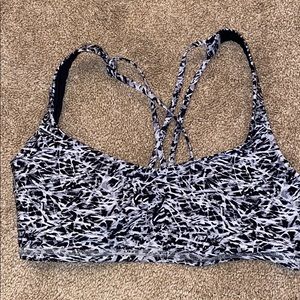 Black&white pattern lulu sports bra